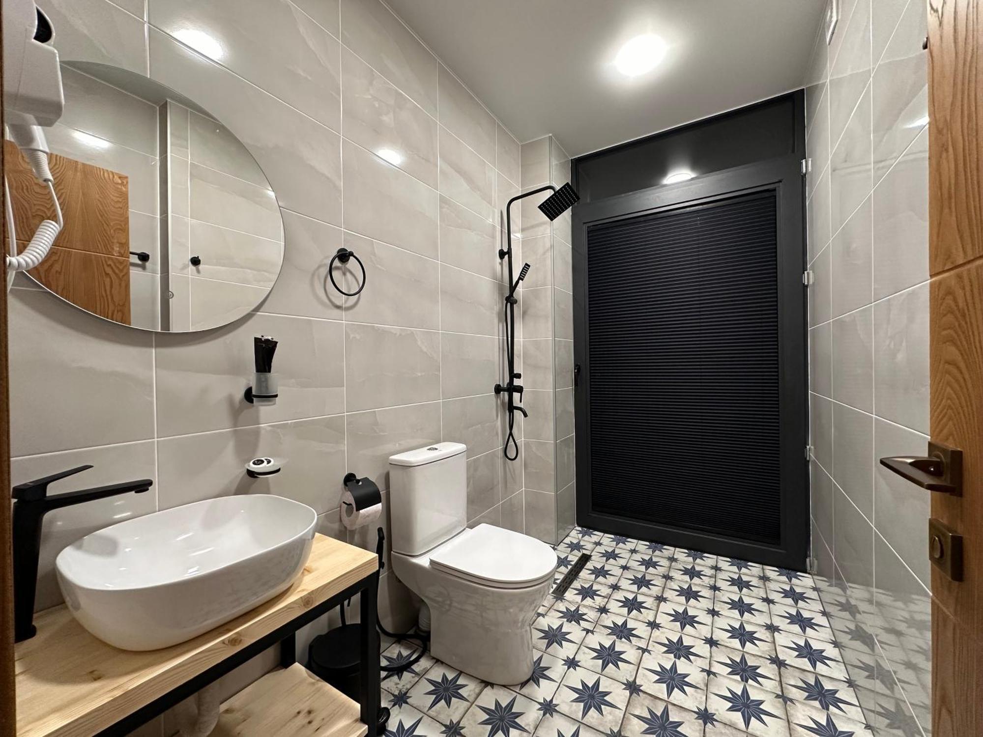 Hotel Mountime Kazbegi Zewnętrze zdjęcie