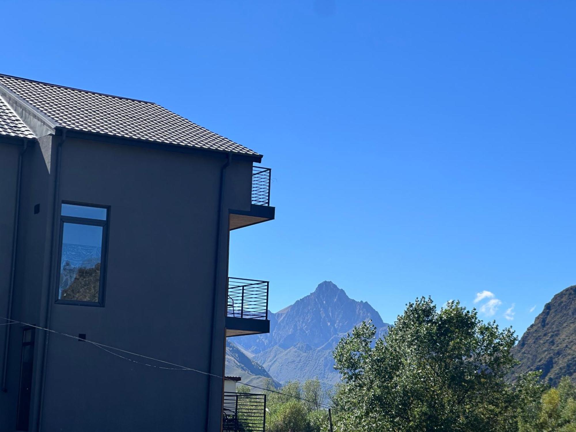 Hotel Mountime Kazbegi Zewnętrze zdjęcie